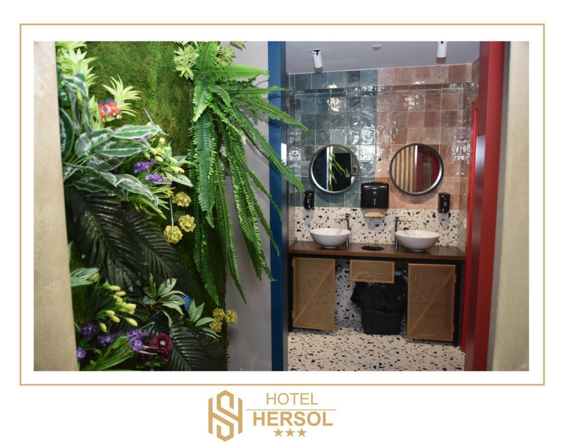 Hotel Hersol Дуррес Екстер'єр фото